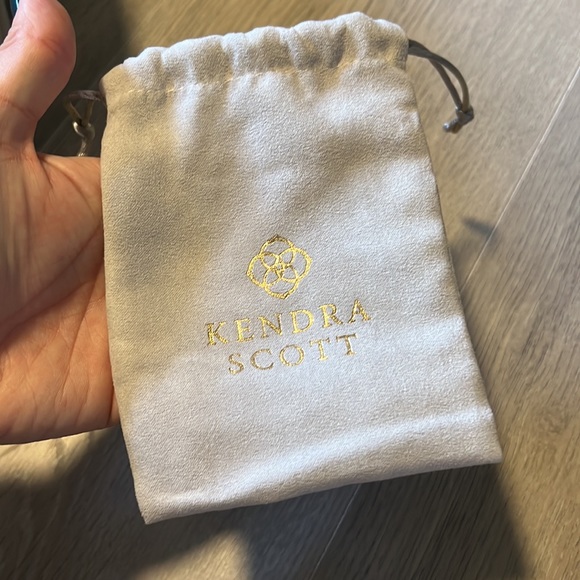 Kendra Scott Elisa necklace iridescent drusy - Picture 4 of 5